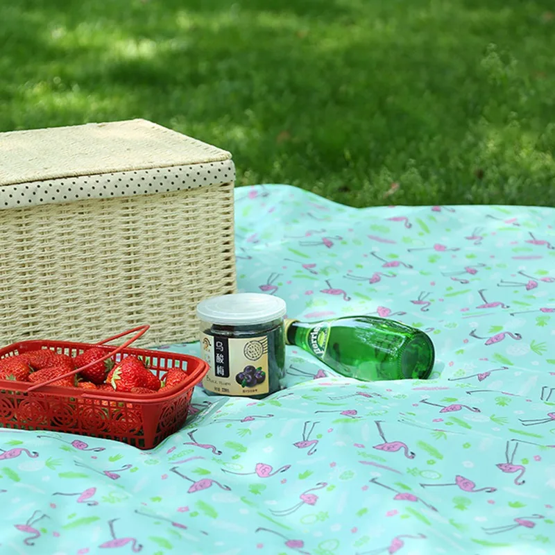 

1pcs Camping Mat Folding Beach Blanket Outdoor Picnic Pads Thick Waterproof Outdoor Mats for Picnic Camping Beach Hiking