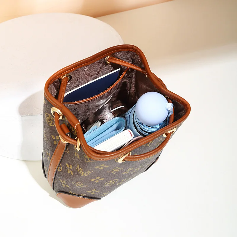

Women Bucket Bag MKF Letters Printed Leather Luxury Brand Designer Crossbody Shoulder Top Handle Fashion String Purse Clutch