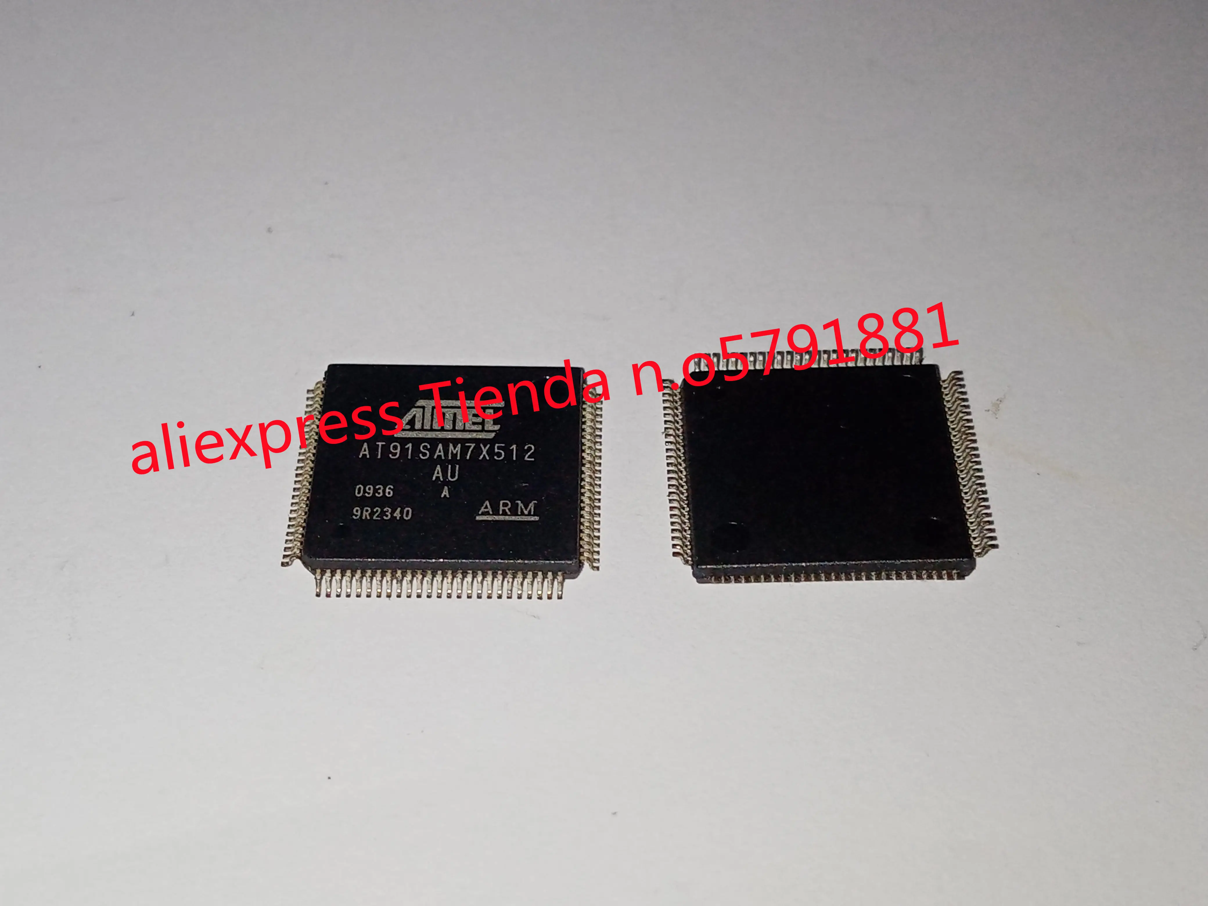 

AT91SAM7X512-AU AT91SAM7X512 новый импортный 100% оригинальный
