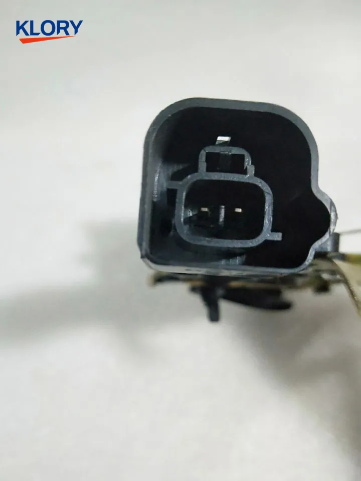 S6105110 / S6105210 S6205110 S6205210 корпус дверного замка в сборе для LF LIFAN X60 с кабелем |
