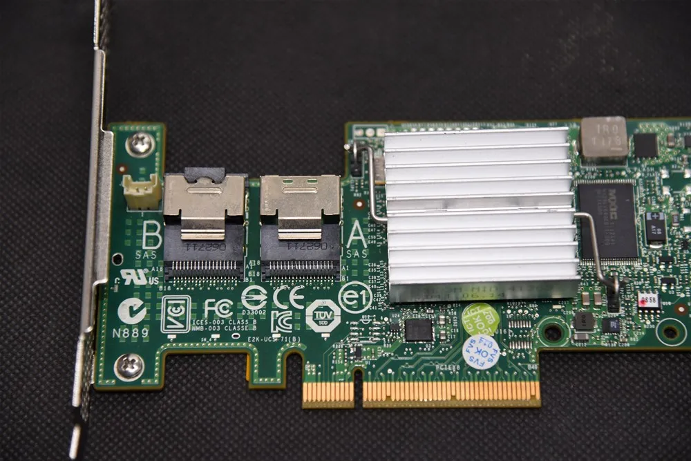 Б/у Dell H200 PERC SAS SATA 6 ГБ PCI-e 8-Порты и разъёмы контроллер Raid = 9210 9211-8i 047MCV