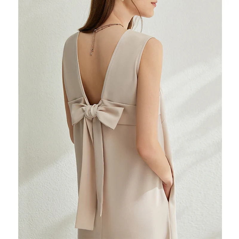 

AMII Minimalism Spring Summer Solid Oneck Women Dress Causal Open Back Bow Slim Fit Loose Female Dress 12070127