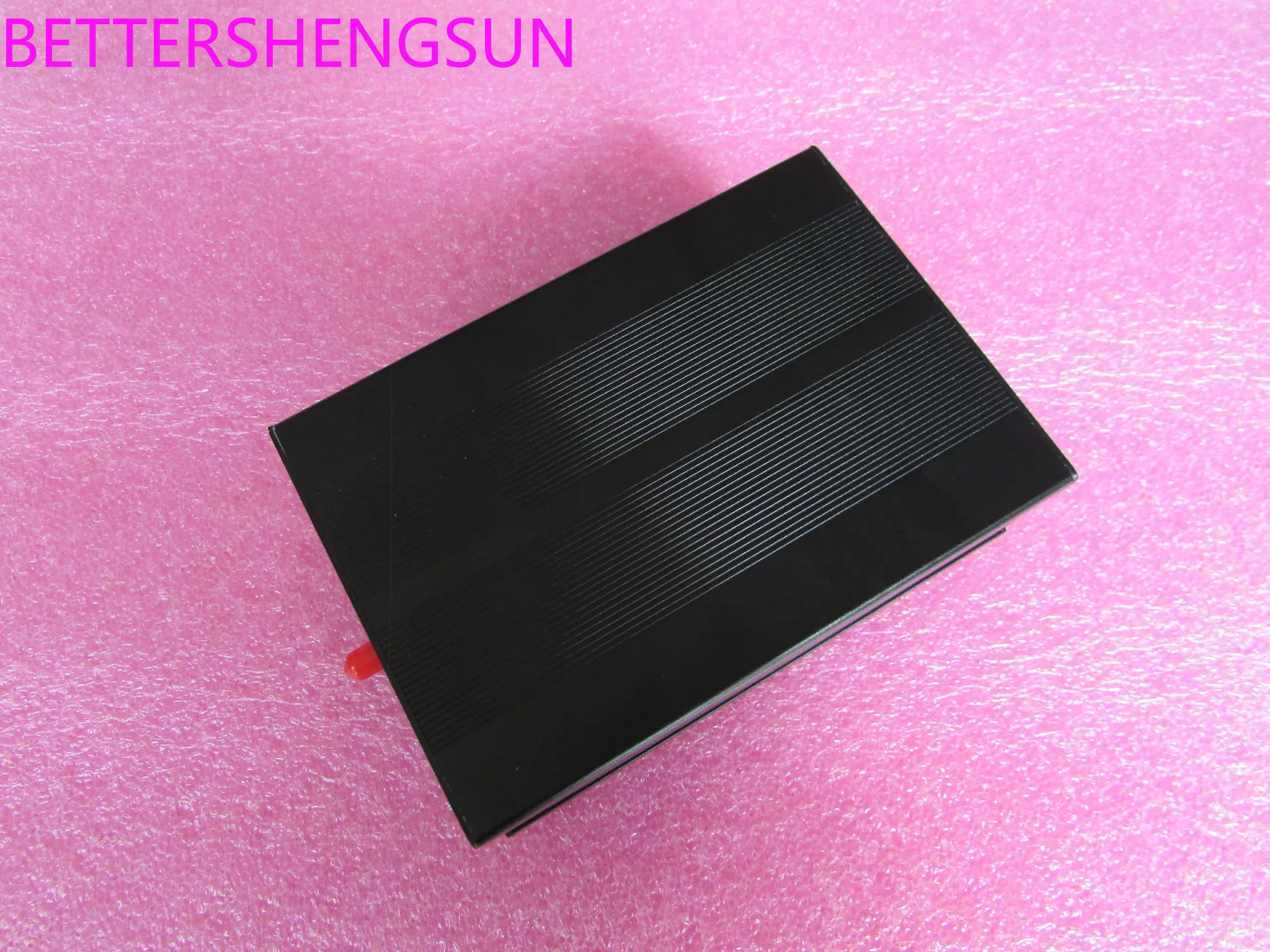 

WDA-00101000-20P40 10-1000MHz 40dB 20dBm RF ультра-Широкополосный усилитель