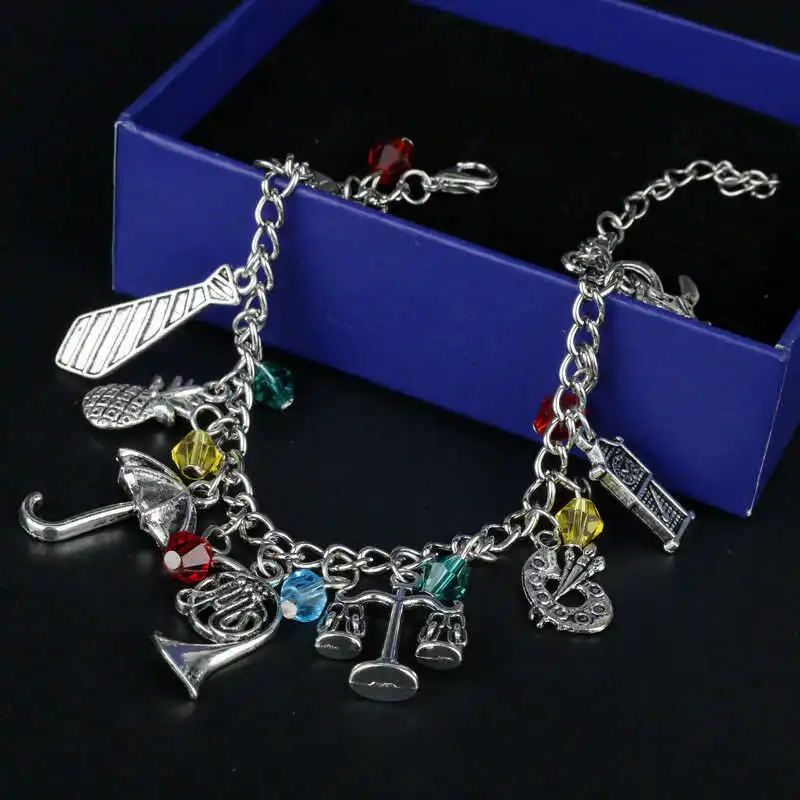 

Unique Design Vintage Anime Kingdom Hearts Sora Key Blade Metal Bracelet Pendant Charm Cosplay