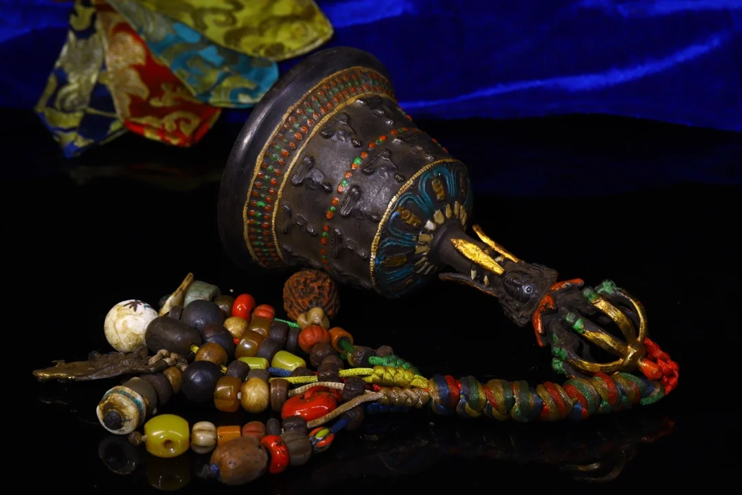 8-дюймовая коллекция тибетского храма старая бронза киноварь окрашенная тысяча