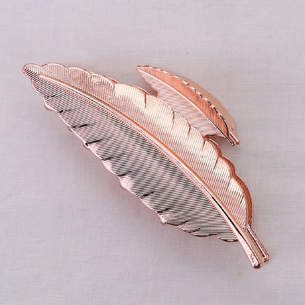 

Elegant Leaf Design Hair Claw Clips Women Accessories Metal Crab Hairpin Clamp Girls New Fashion Headwear for Women