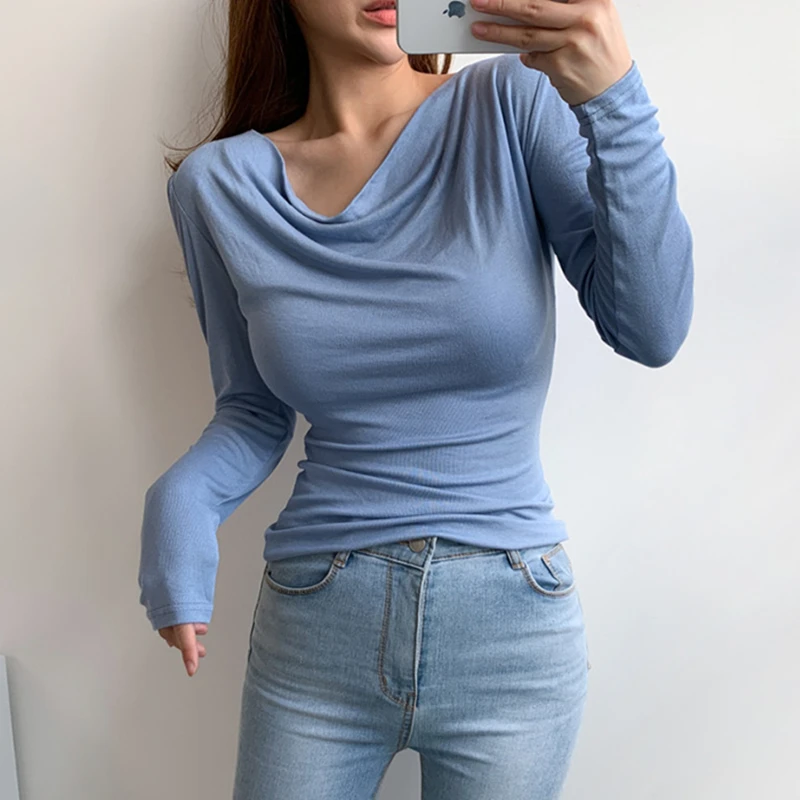 Южная Корея купила грубые плотные футболки с длинными рукавами и светодиодной