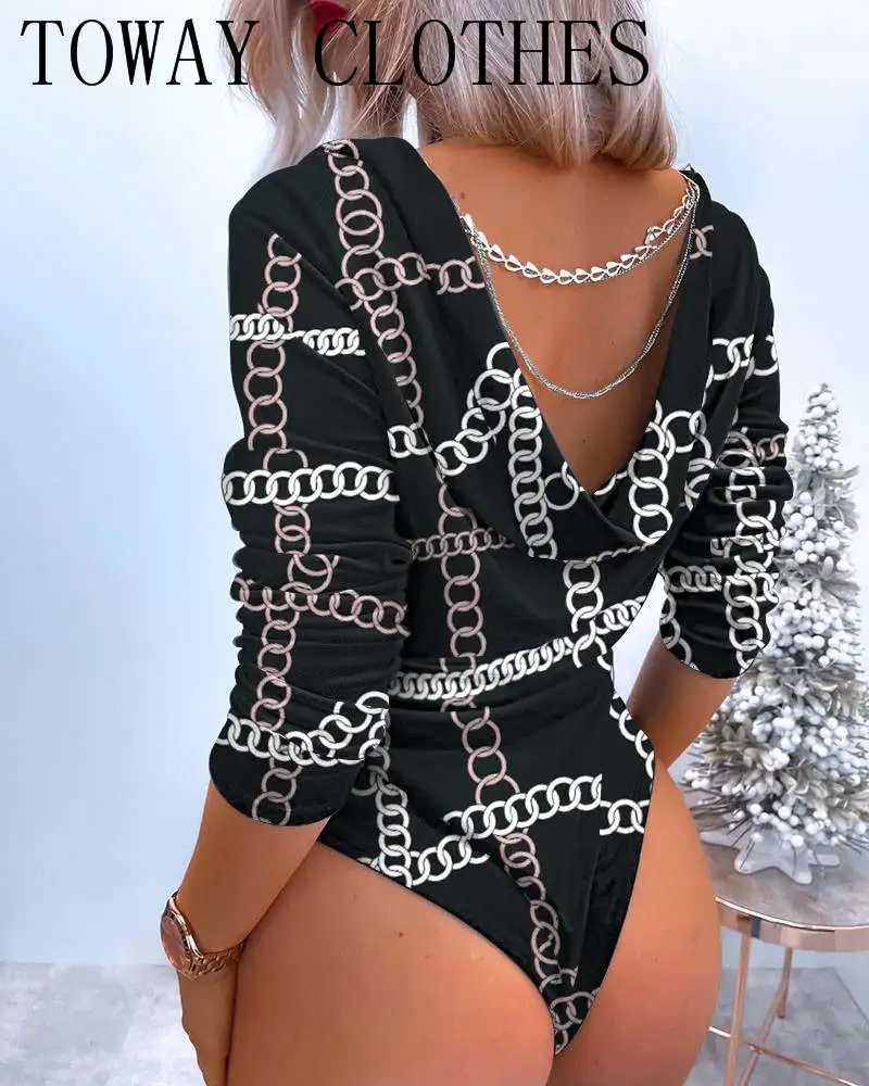 

Боди с длинным рукавом, V-образным вырезом и принтом цепей