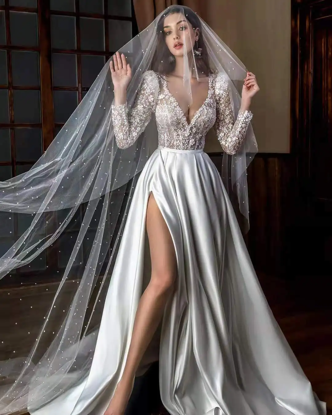 

Женское свадебное платье со шлейфом It's yiiya, белое ТРАПЕЦИЕВИДНОЕ ПЛАТЬЕ со шлейфом и длинными рукавами на лето 2019