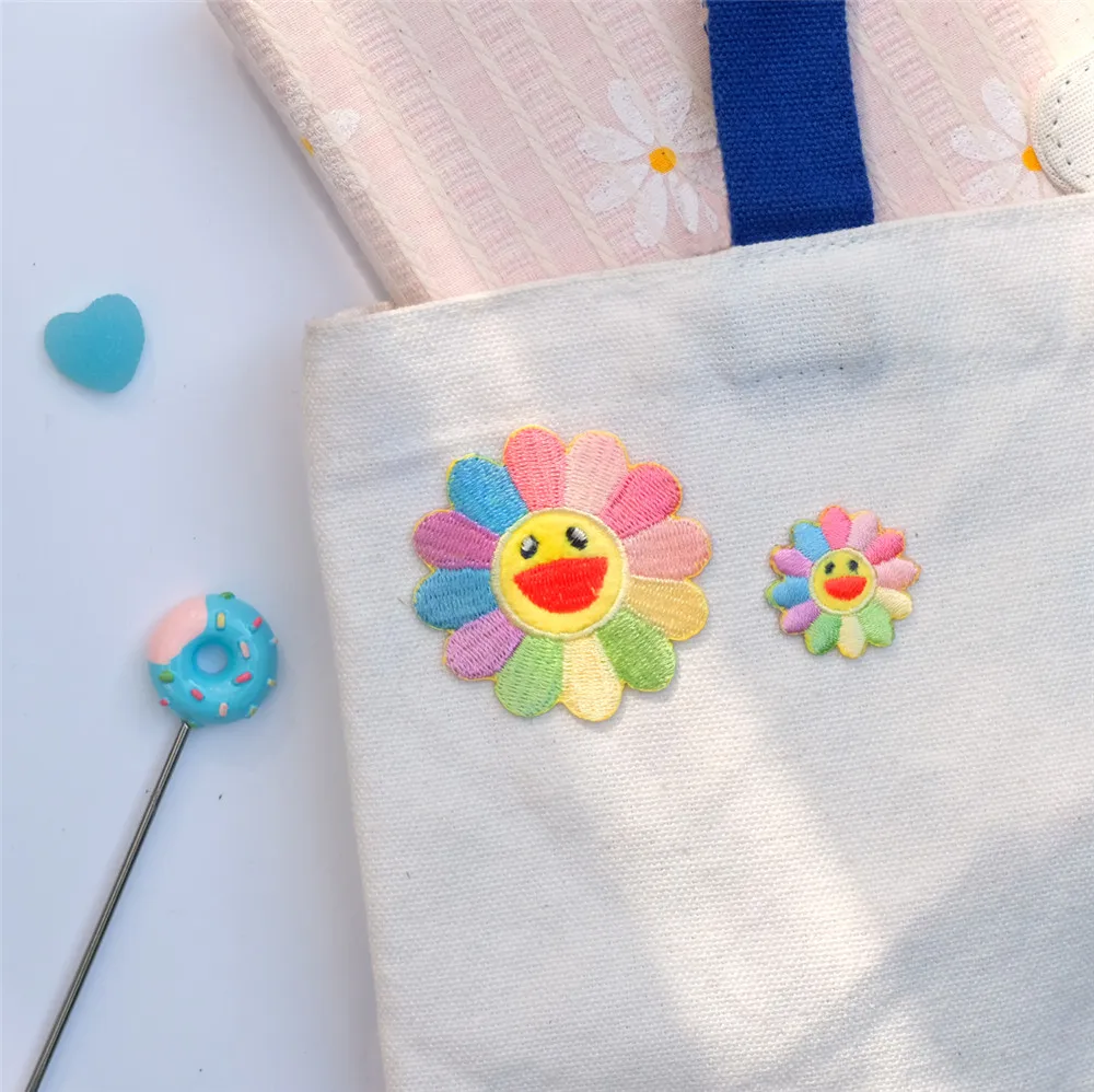 AHYONNIEX Высокое качество улыбка Подсолнух вышитые утюжок на заплатках для одежды