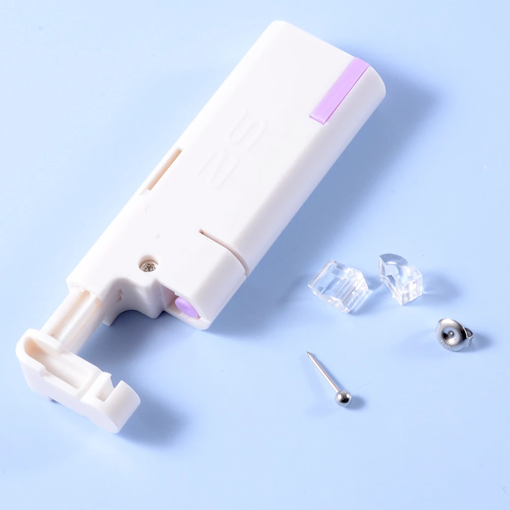 2PCS Ear Nail Gun Disposable Aseptic Household Ear Piercing Gun Portable Ear Piercing Gun Group Sterilized Ear Piercing Unit
