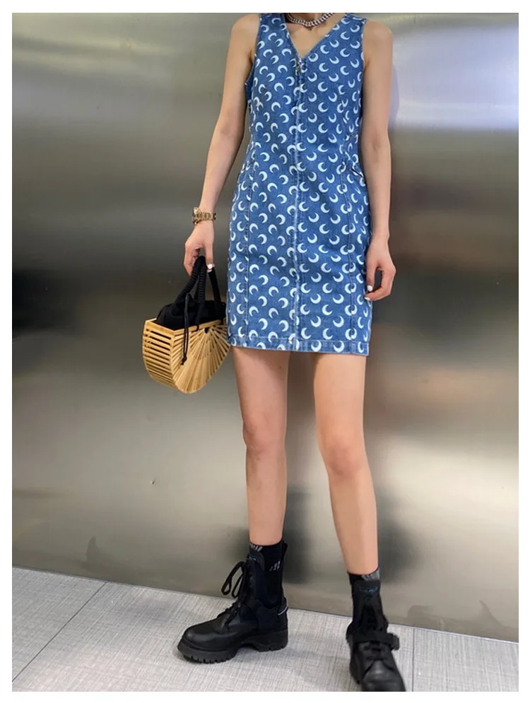 

2021 New Style Spring Summer Fashion Classic Brand Luxury Design Moon Print Sleevel Denim Skirt Suspender Dr Women M2