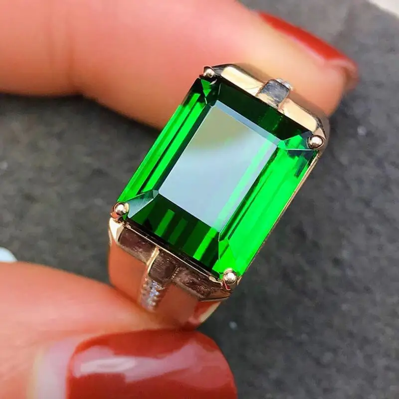 Роскошное женское Большое Квадратное кольцо с зеленым цирконом винтажное