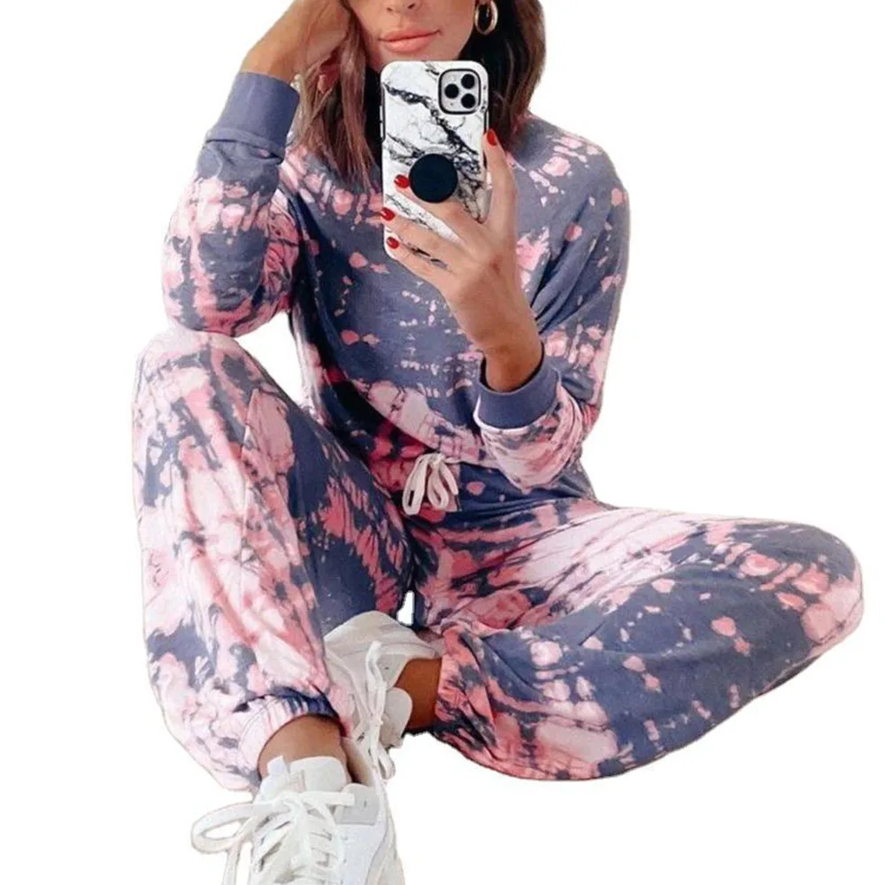 Костюм спортивный женский из двух предметов элегантный комплект с брюками