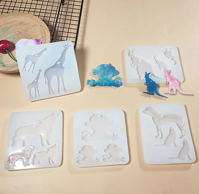 

DIY Silicone Epoxy Resin Candle Epoxy Mold Crafts Souvenir Cartoon Animal Kangaroo Owl Pig Keychain Shape Decorative Accessories