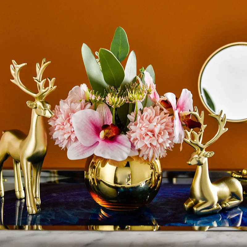 Роскошная Скандинавская маленькая стеклянная ваза Strongwell с золотым покрытием для