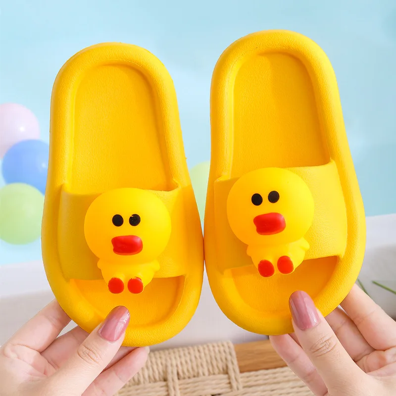 Шлепанцы для девочек-медведей модная Уличная обувь детей пляжные сандалии