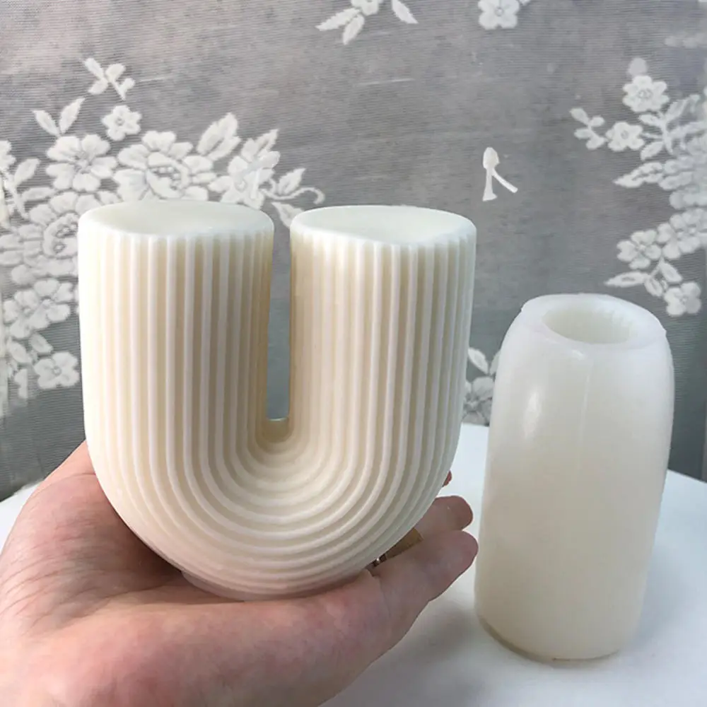 

Creativity Ribbed U Shaped Candle Silicone Mold Arch Taper Curl Candle Mould Nordic Space Decoration Ornaments Aromatic Candles