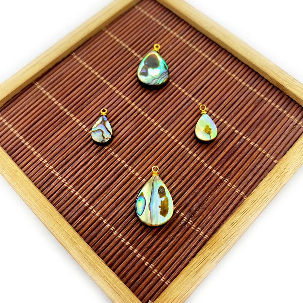 

2pcs Drop-shaped Natural Shell Pendant Abalone Shell Exquisite Pendant for Making Jewellery Feminine DIY Necklace Bracelet