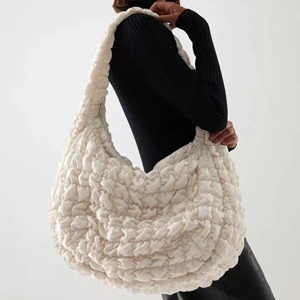 

Winter Clouds Pleated Fold Female Leisure Portable Large Capacity Dumplings New Bag Inclined Big Messenger Bag Shoulder Bag