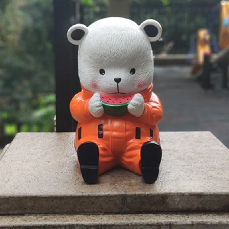 

Anime ONE PIECE Statue Cute Bepo Mink Family Christmas Full-Length Portrait Resin Action Figure Collectible Model Toy 62CM Q944