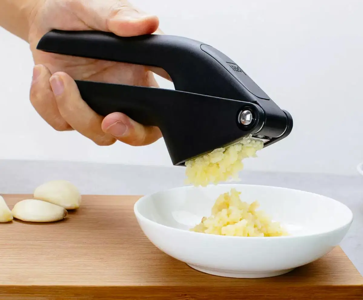 Original HUOHOU Kitchen Garlic Presser Manual Crusher Tool Micer Cutter Squeeze Fruit &amp Vegetable | Электроника