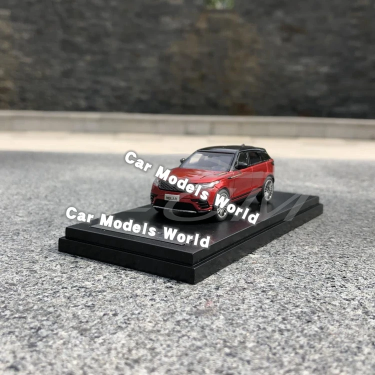Литая под давлением модель автомобиля для ЖК-моделей Velar 1: 64 3 шт(белый, красный, синий)+ маленький подарок
