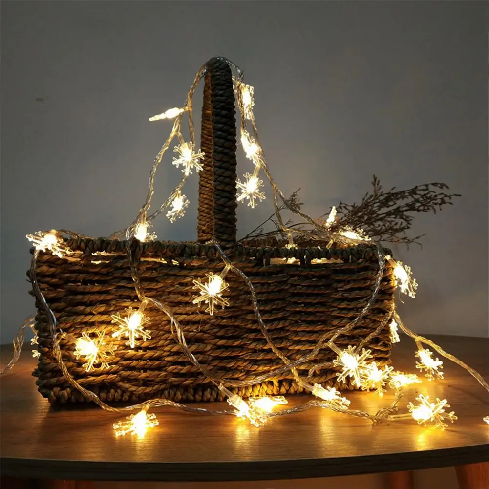 

Christmas Snowflake String Light Battery Powered Christmas Tree Decor String Lamp Warm White IP44 Waterproof LED Fairy Lights