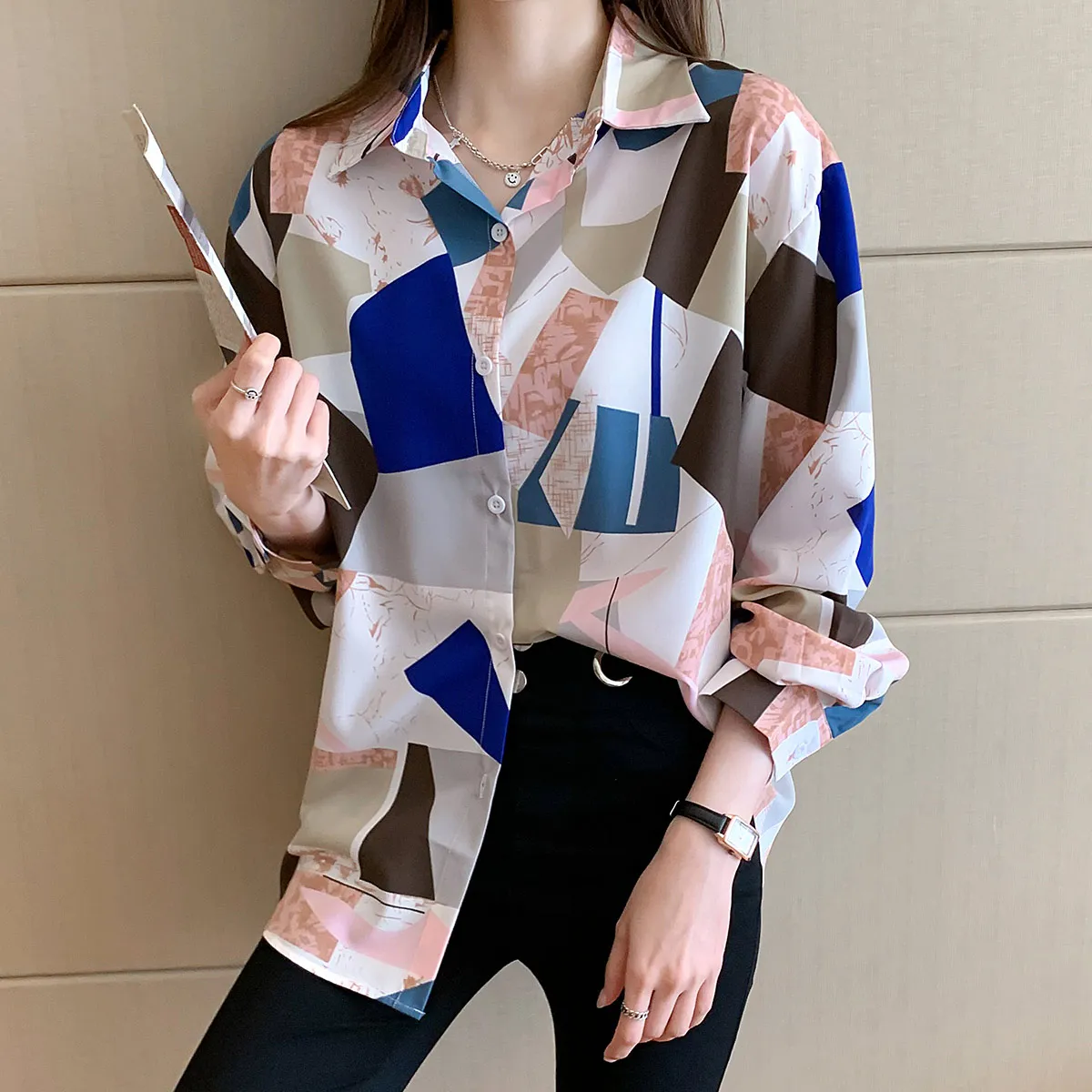 

Chikichi 2021 Spring and Autumn New Fashion Retro Lapel Print Mid-length Chiffon Button Long-sleeved Shirt Women