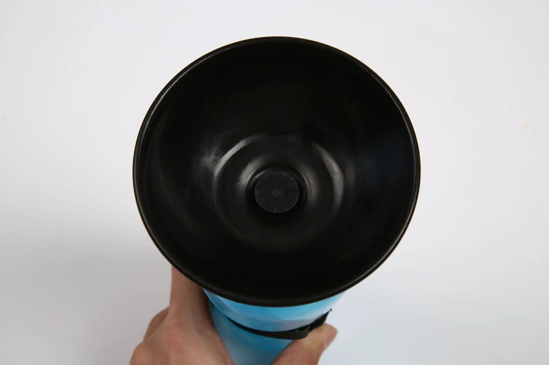 Переносная бутылка для питьевой воды кошек и собак отжима большая средняя