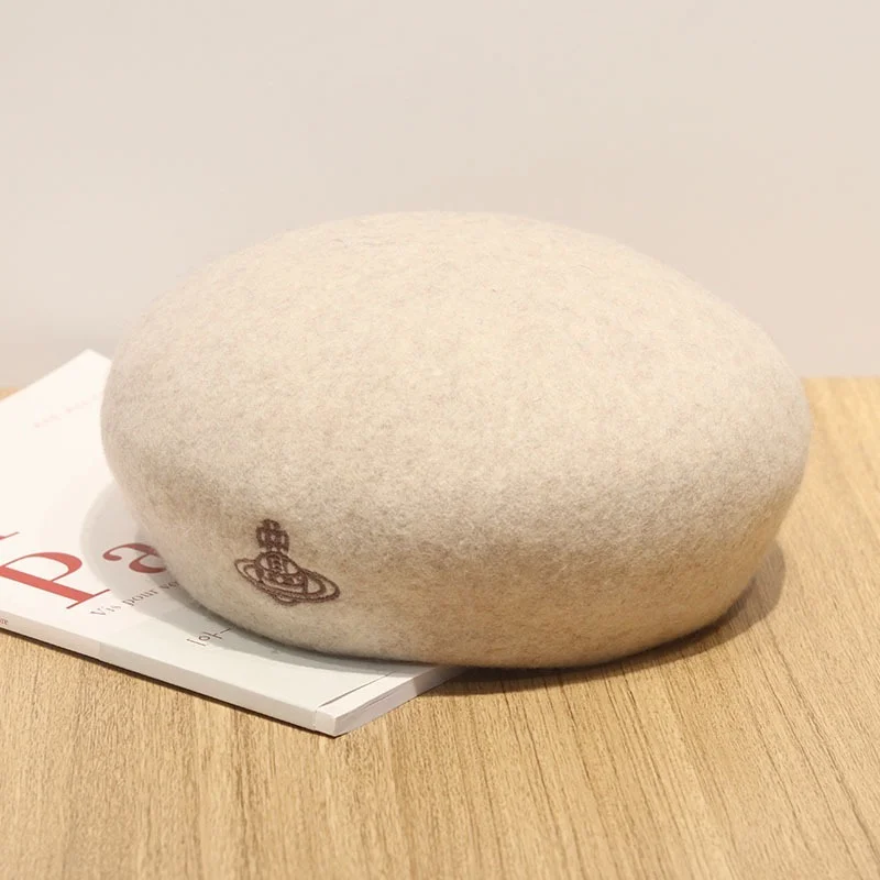 

Autumn and Winter Women Wool Hat Embroidered Warm Beret Feel Delicate and Retro Adjustable Painter Hat