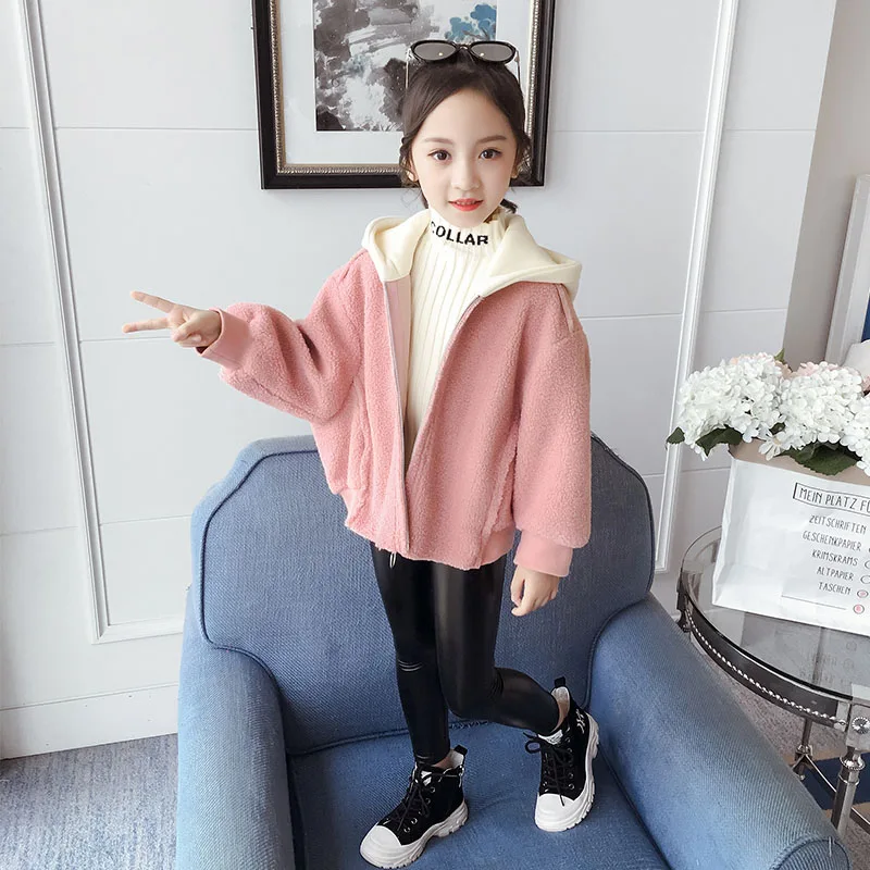 

Puckcovi Girls hooded winter coats Kids Faux Fur Winter jacket Girls warm thick Artificial Lamb Fashion warm Jackets 3-13year