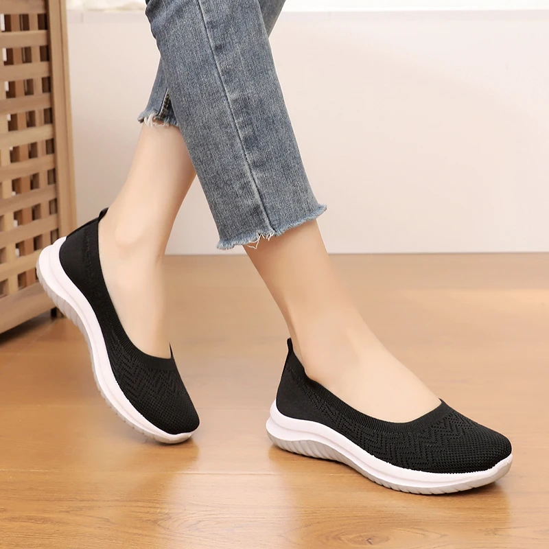 

Flats Shoes Female Breathable Mesh Mother Shoes Shallow Mouth Elderly Comfortable Soft-soled Walking Work Shoes Slip-on Loafers