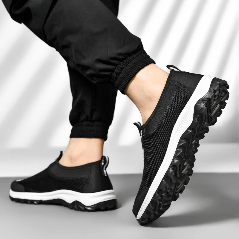 

Мужские светильник кие кроссовки для бега, мягкая подошва, цвет в ассортименте