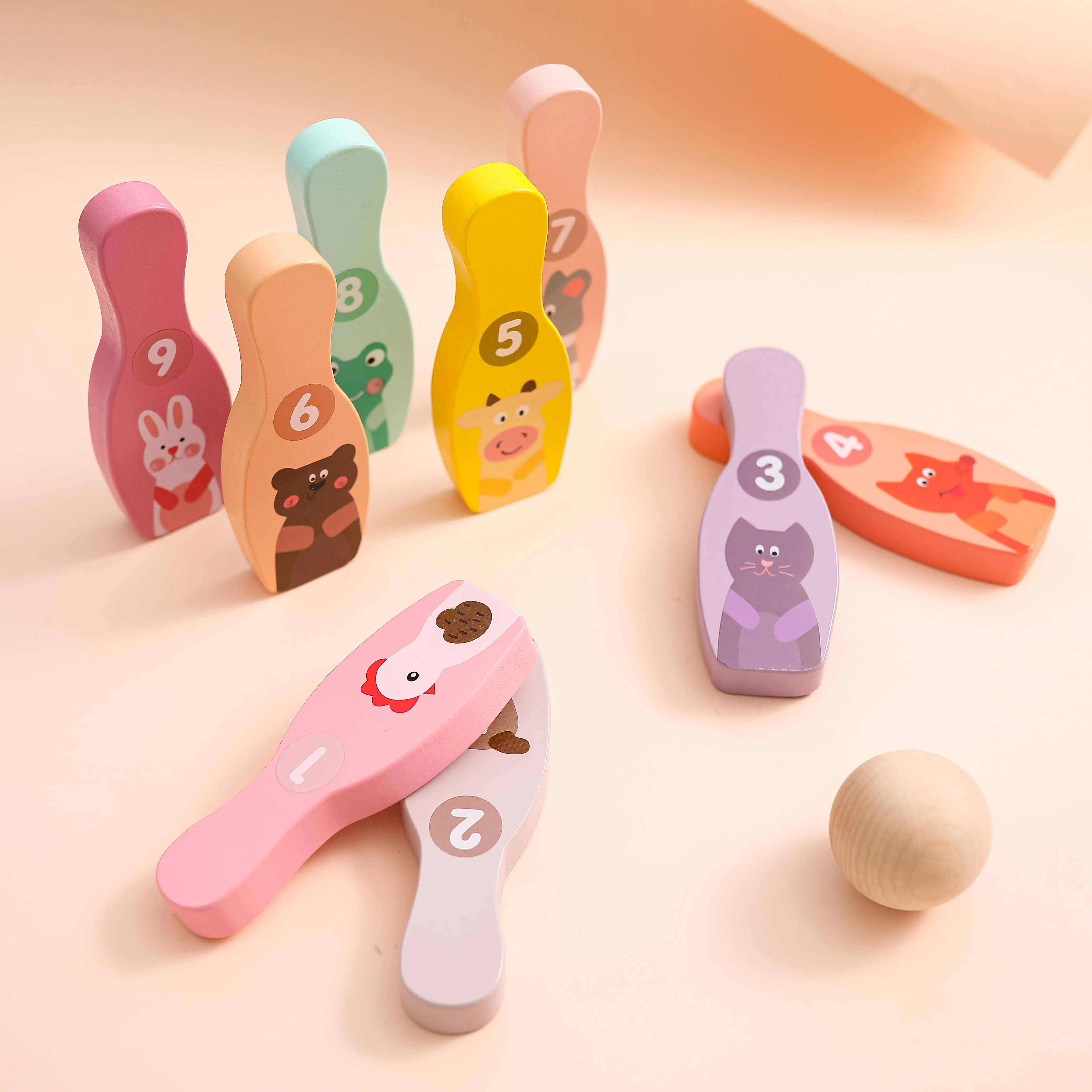 

2021 New Baby Wooden Cartoon Animal Bowling Pins Balls Movement Ability Developing Toys Interactive Toys Gift for Kids