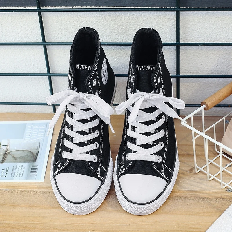 

Women Shoes Autumn Couple Casual Sneaker High-Top Lace-On Canvas Sabot Tabi Barefoot Comfortable Running Sport Man Free Shipping