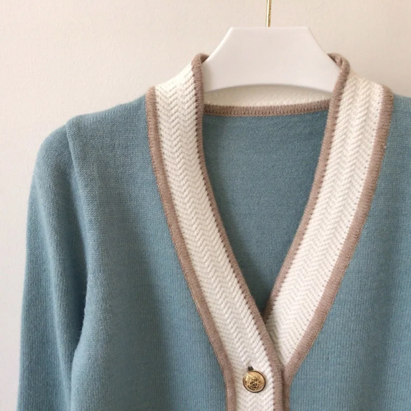 

New 2020 Autumn Winter Women's Sweaters V-Neck Patchwork Blue Or Pink Cardigan Fashionable Pocket Korean Knitwear Women Outwear