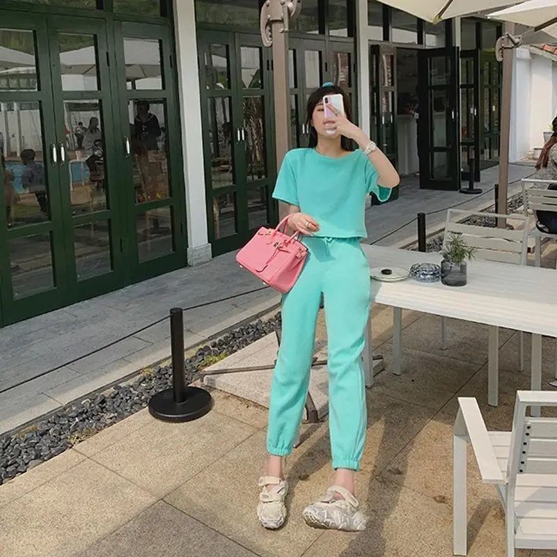 

Net red casual suit 2-piece set women's summer 2020 new short sleeve T-shirt + Capris fashion style