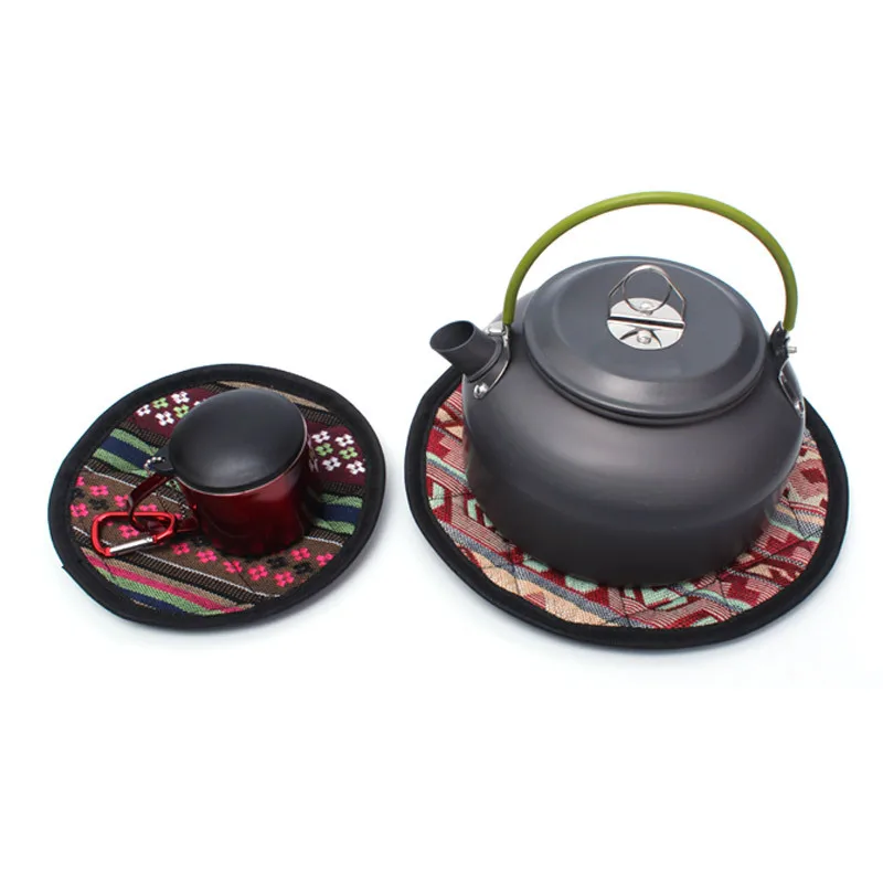 Маленький наружный коврик для чайной чашки ретро-Национальный круговой чайник с