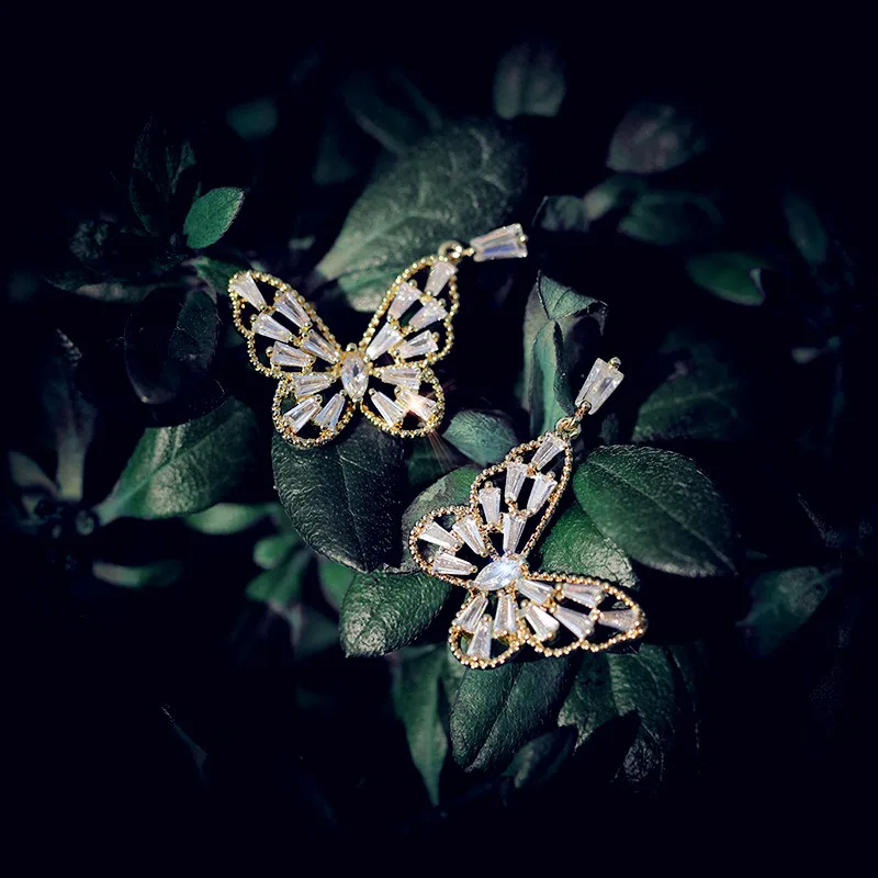 Женские серьги бабочки с фианитами на свадьбу и вечеринку|Серьги-гвоздики| |