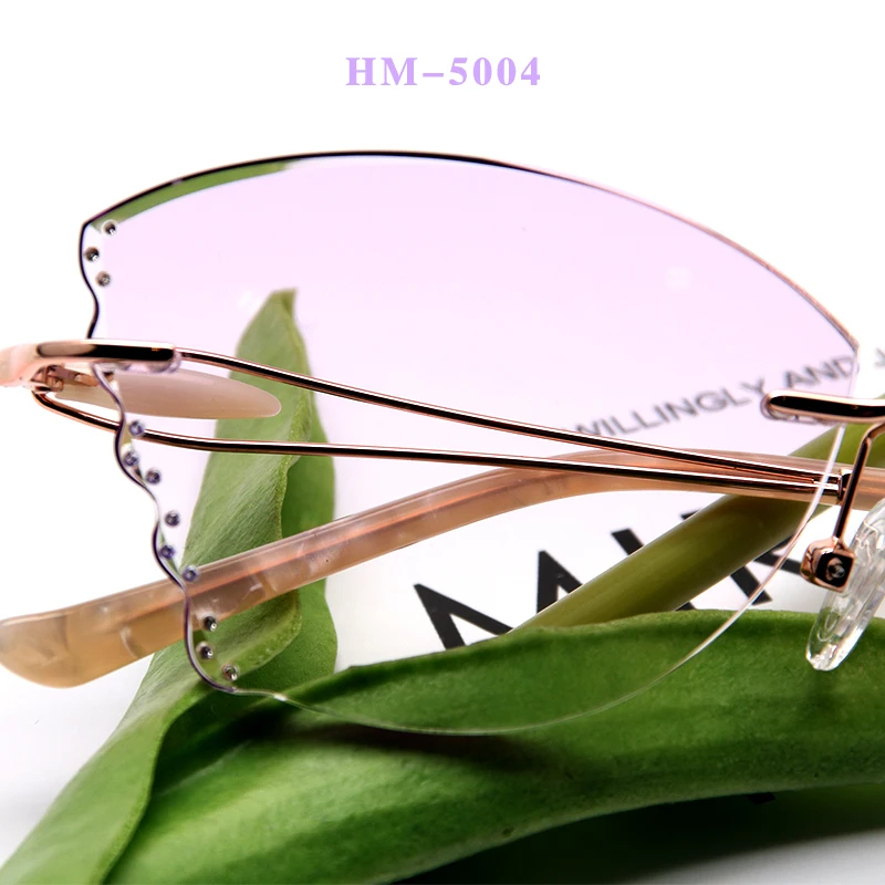 

Fashion Popular Polygonal Retro Rimless Glasses Diamond Cutting Cat Eye Sexy Lady Colored Glasses