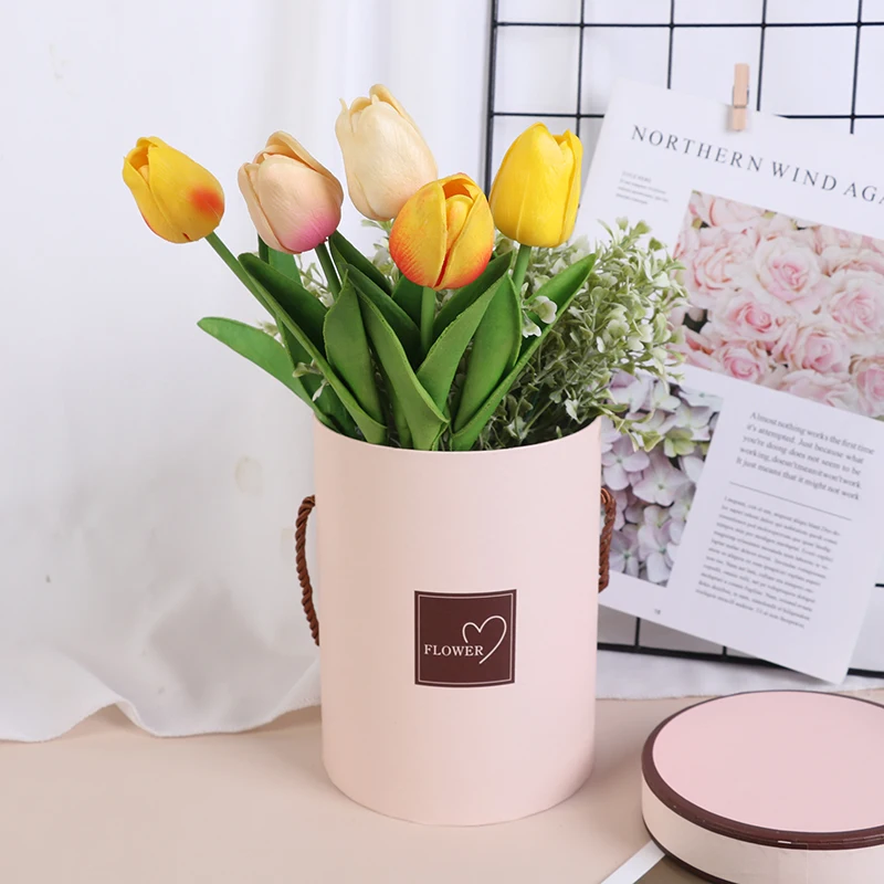 

Ladies Presents Box Bouquet Mini Paper Packing Case Lid Hug Bucket Vase Replacement Florist Gift Storage Boxes Handheld Flowers