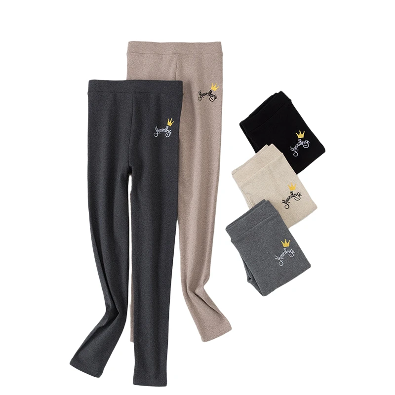 

2021 Spring Korean Crown Embroidery Leggings for Fitness Women Cotton Slim Workout Sport Leggings Tight Fashion Pencil Pants