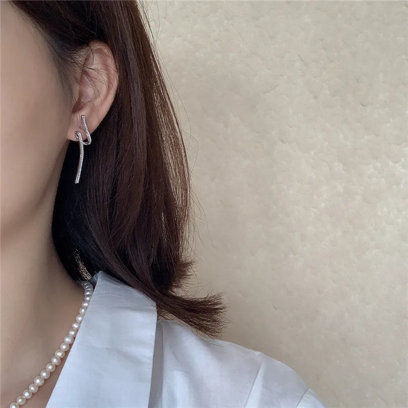 RUIYI модные настоящие 925 стерлингового серебра кисточкой серьги гвоздики