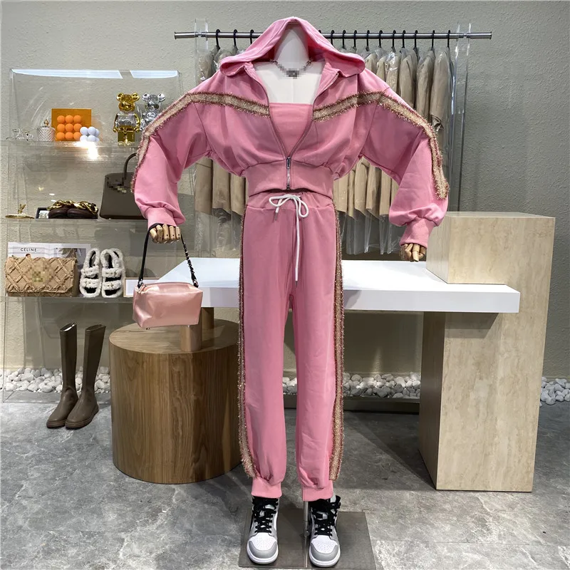 

Niche Design Minimized Age Tassel Color Back Waist Hooded Coat + Wrap Chest + Bar Contrast Color Casual Pants 3 Suits