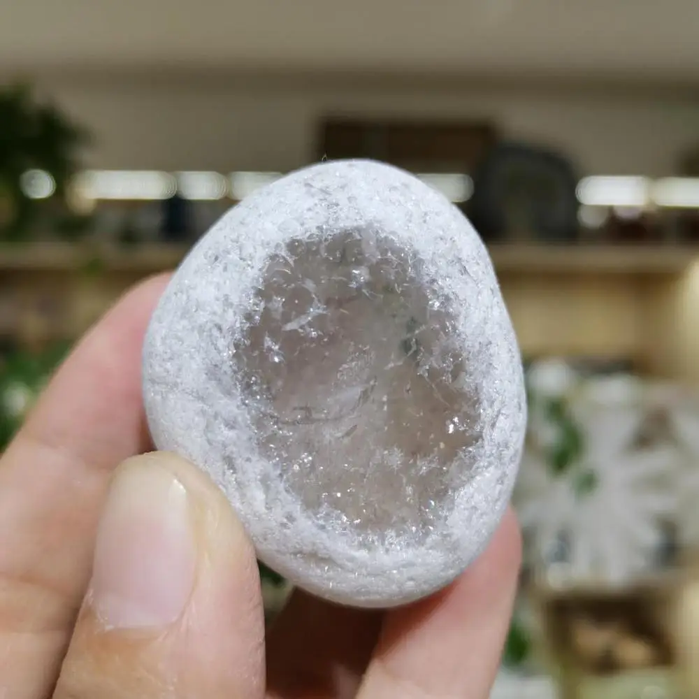

Natural Raw quartz crystal stone rough mineral stone specimen