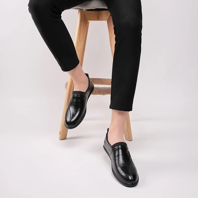 Мужские деловые туфли черные повседневные кожаные большой размер 45 весна-осень