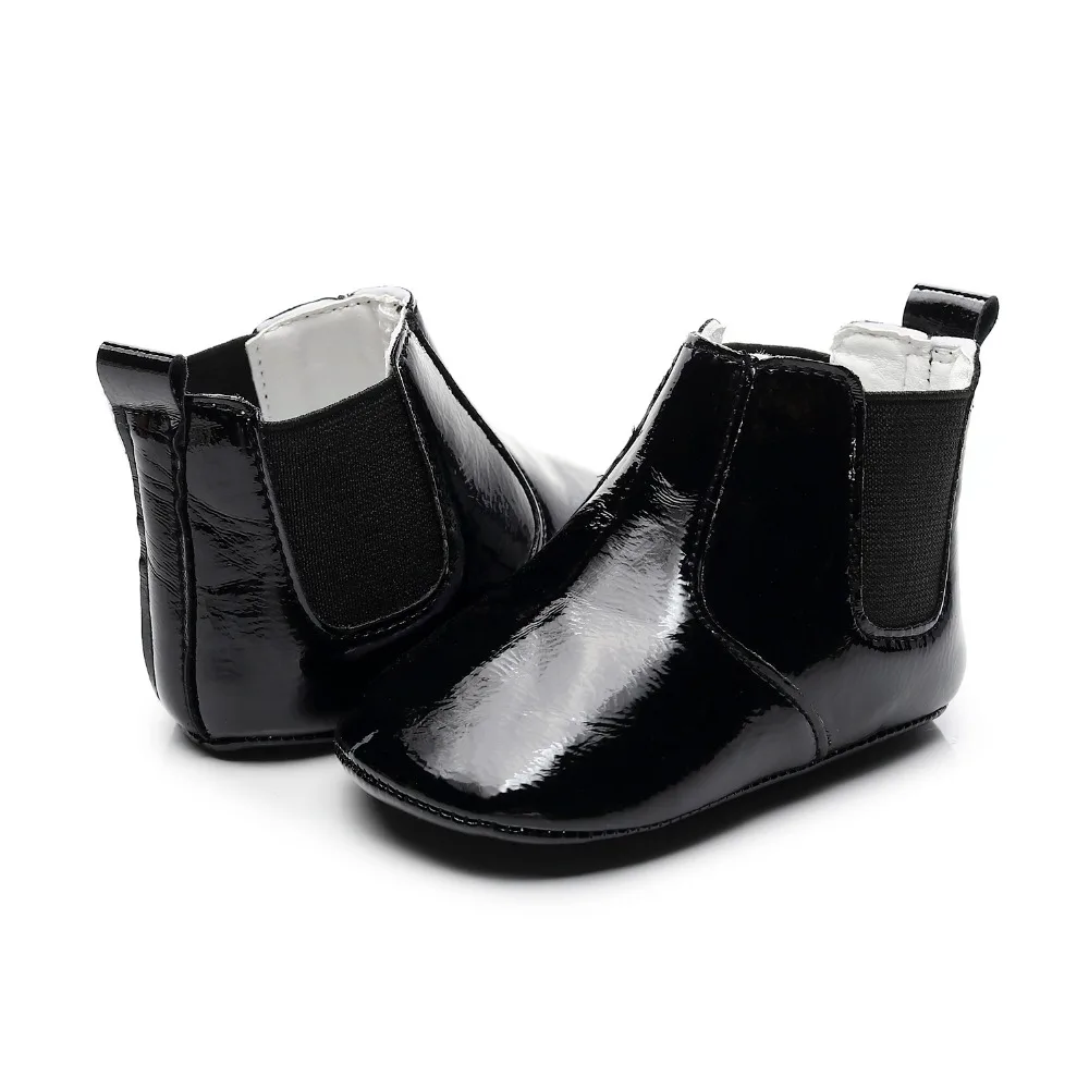 Дропшиппинг для маленьких девочек высокие сапоги upper Boots 6 цветов для новорожденных из искусственной кожи глянцевая с пуховной внутренной частью для малышей; мягкая обувь; зимняя обувь с нескользящей подошвой; ботинки