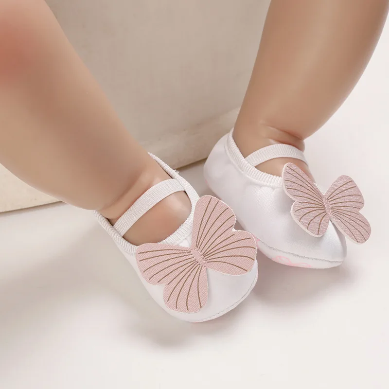 

Baby Girls Cotton Shoes Retro Spring Autumn Toddlers Prewalkers Cotton Shoes Infant Soft Bottom First Walkers 0-18M Baby Shoes