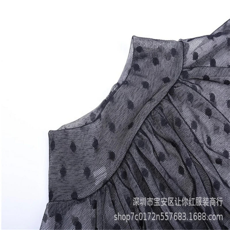 

Poly Dot Mesh Cut Flower sexy lantern sleeve see-through slim bottom shirt